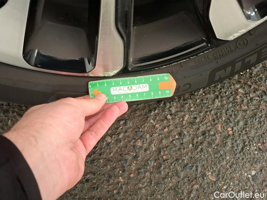  Opel  Crossland  X Business Elegance 1.2 Turbo 110CV BVM6 E6d #11