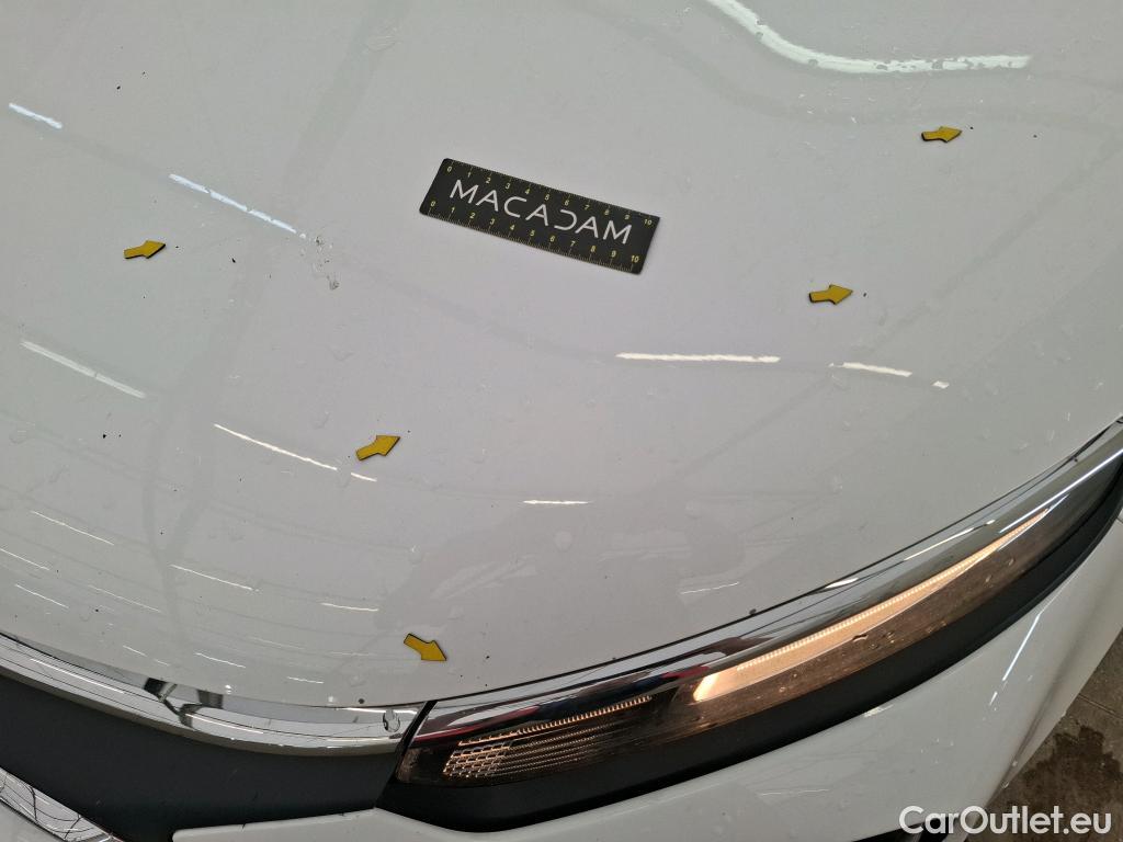  Citroen  C3  Société Feel 1.5 BlueHDI 100CV BVM6 E6d #4