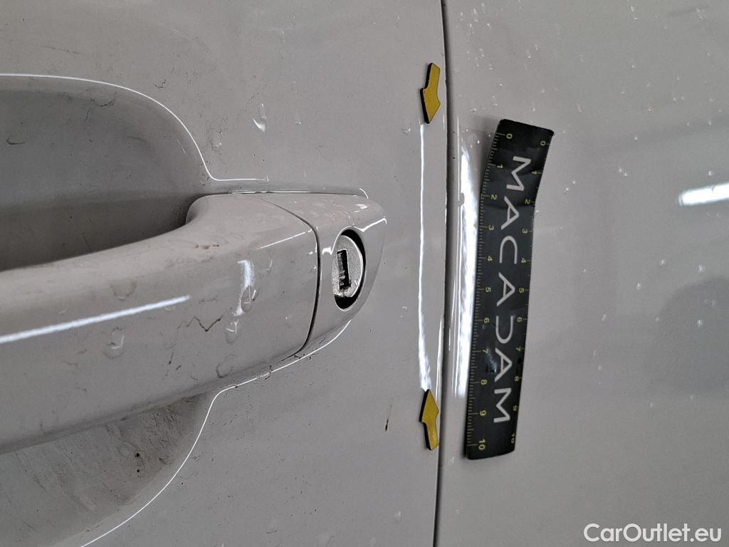  Citroen  C3  Société Feel 1.5 BlueHDI 100CV BVM6 E6d #2