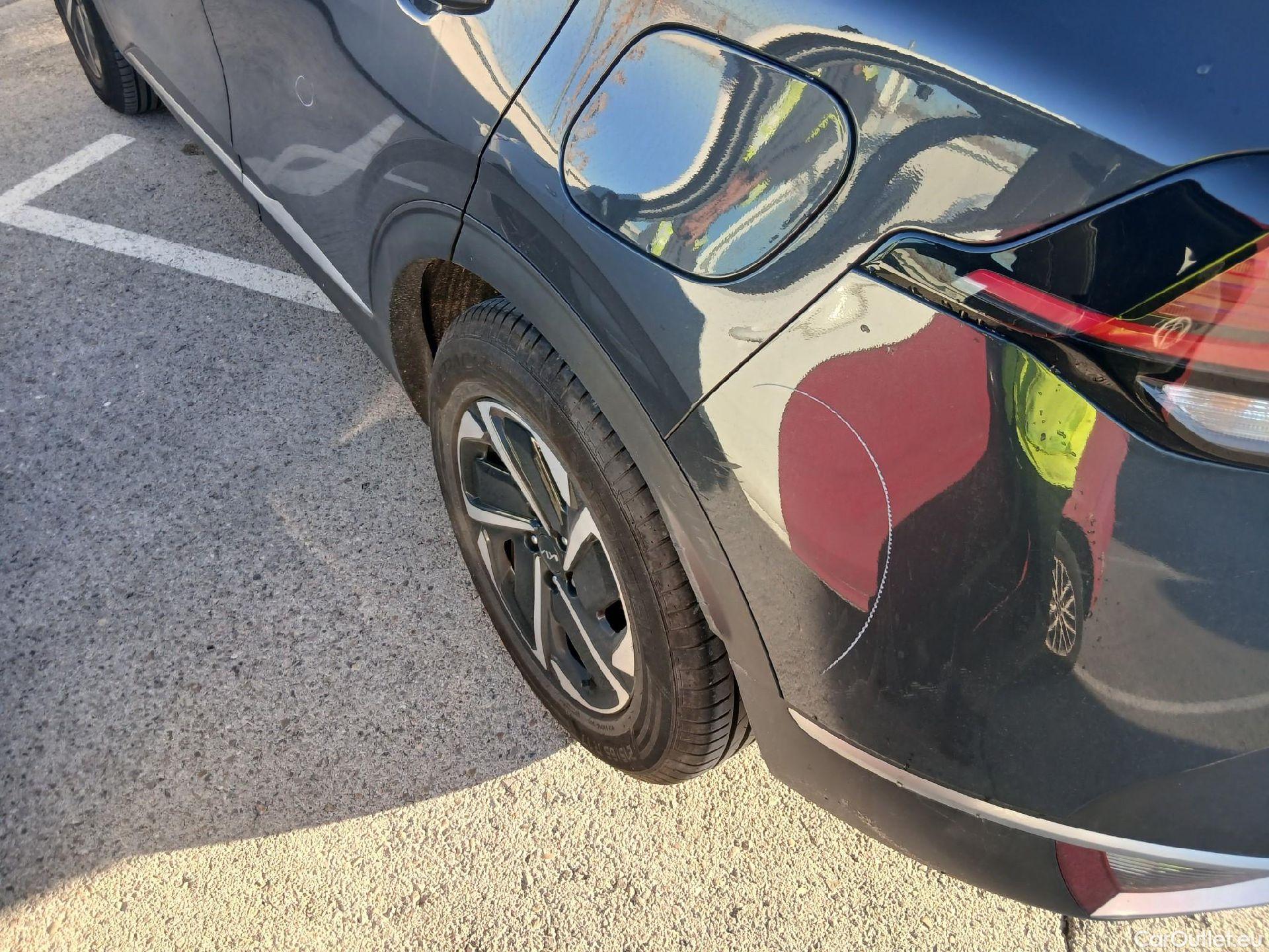  KIA  Sportage KIA  / 2022 / 5P / todoterreno 1.6 T-GDi 118kW (160CV) Drive 17