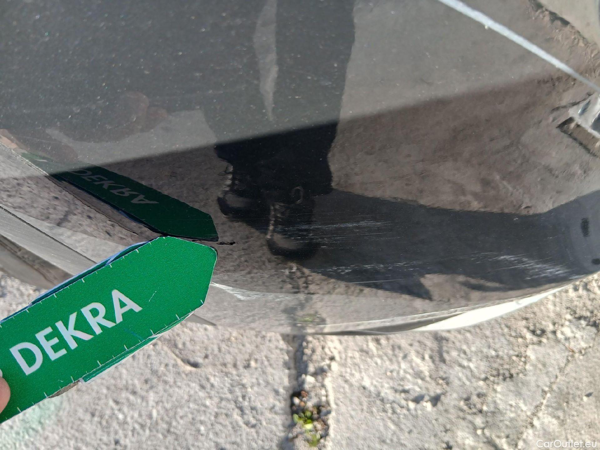  KIA  Sportage KIA  / 2022 / 5P / todoterreno 1.6 T-GDi 118kW (160CV) Drive 17