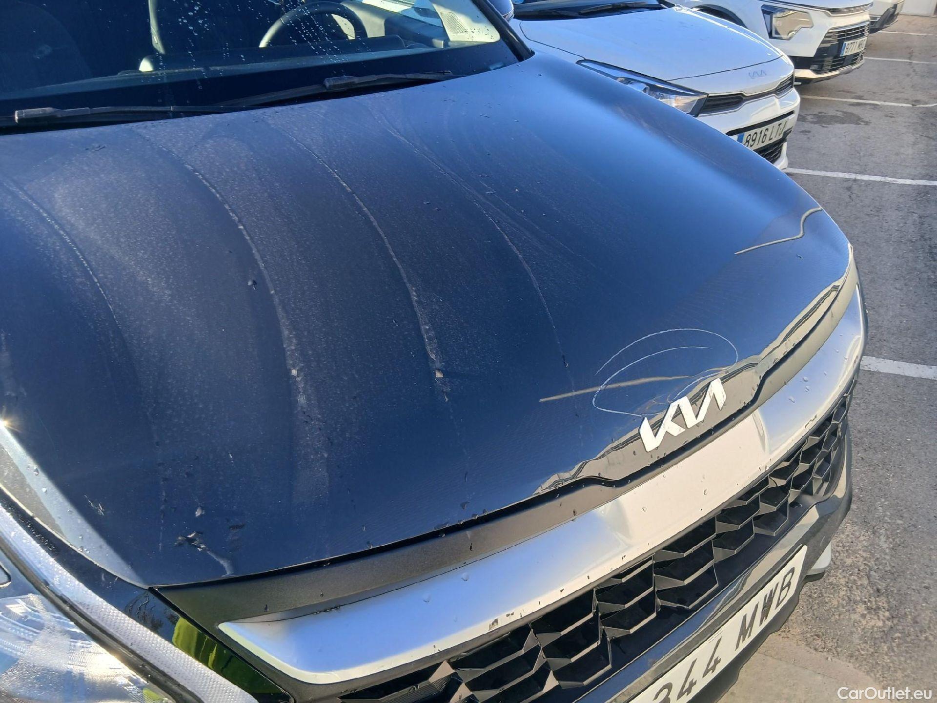  KIA  Sportage KIA  / 2022 / 5P / todoterreno 1.6 T-GDi 118kW (160CV) Drive 17