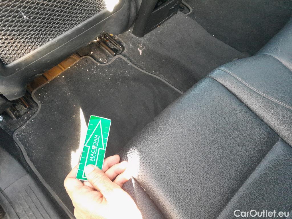  Mercedes  G-Klasee MERCEDES-BENZ GLE / 2018 / 5P / todoterreno GLE 350 de 4MATIC (Híbrido Enchufable) #16