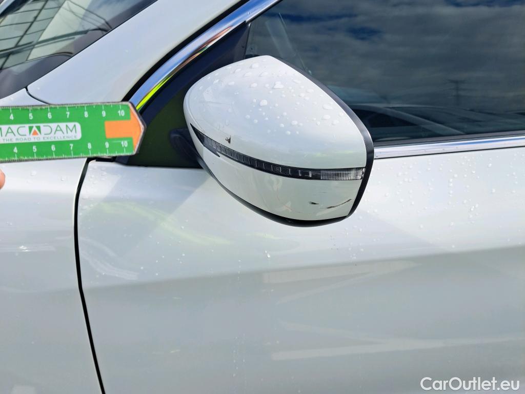  Nissan  Qashqai NISSAN  / 2017 / 5P / todoterreno DIG-T 103 kW (140 CV) E6D ACENTA #34