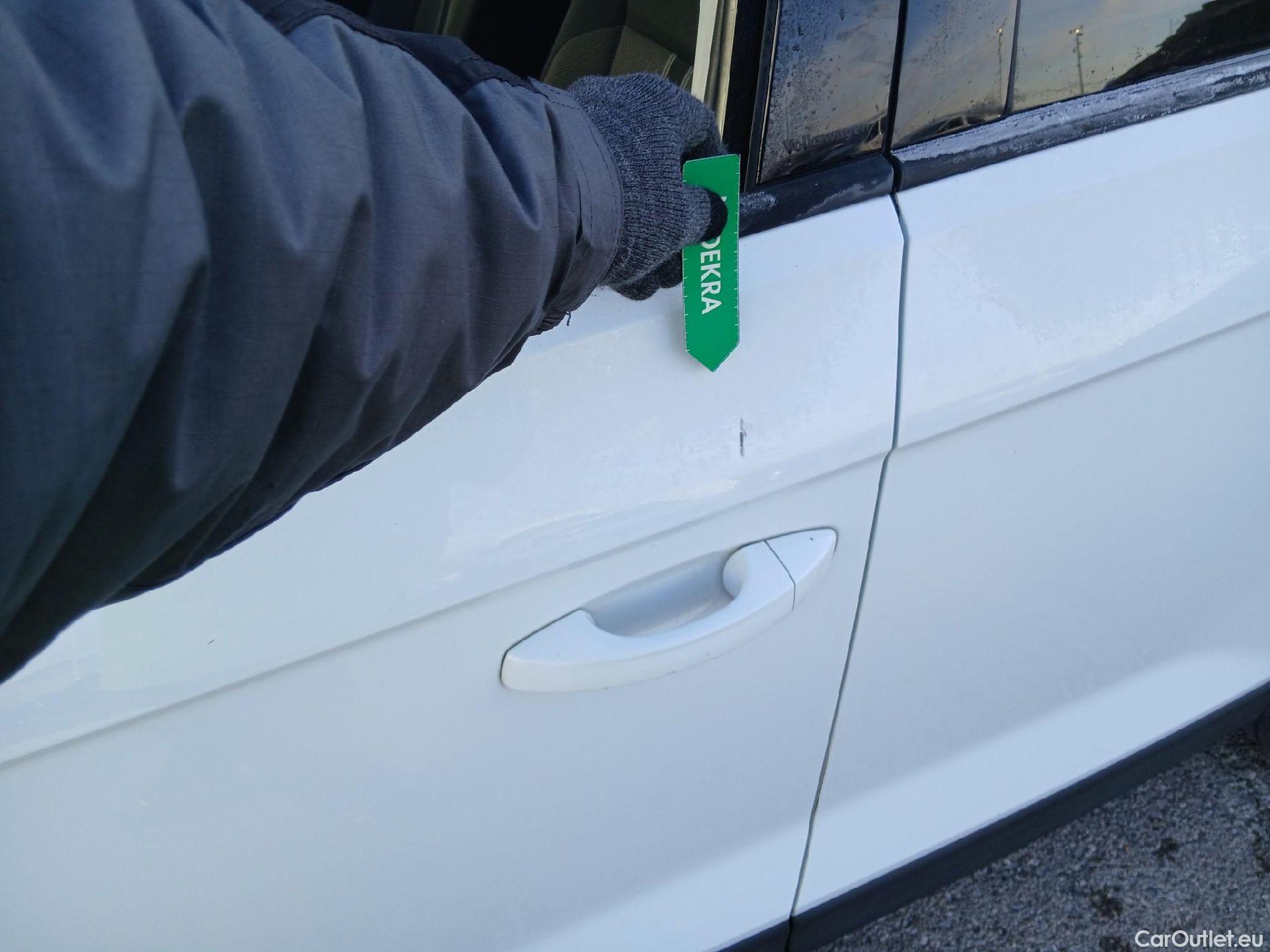  Volkswagen  T-ROC VOLKSWAGEN  / 2017 / 5P / Advance 1.5 TSI 110kW (150CV) DSG #5