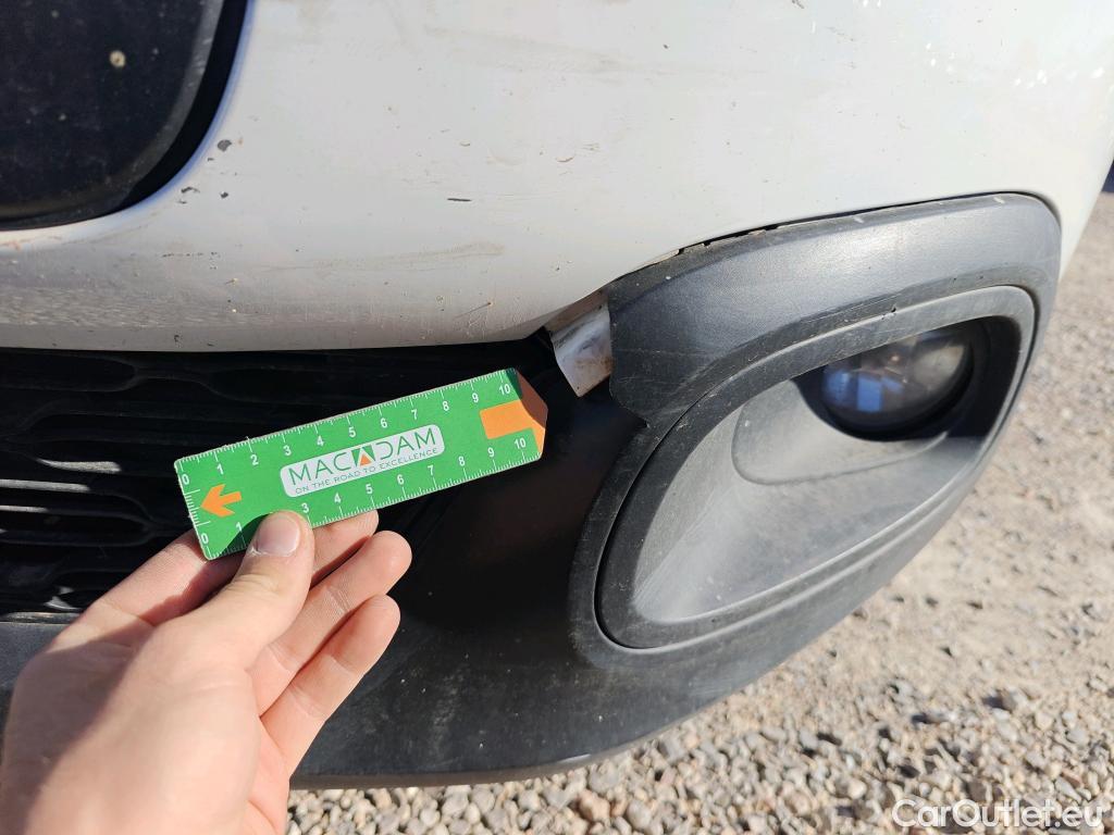  Citroen  C3 CITROEN  / 2016 / 5P / berlina con portón BlueHDi 73KW (100CV) S&S FEEL #2