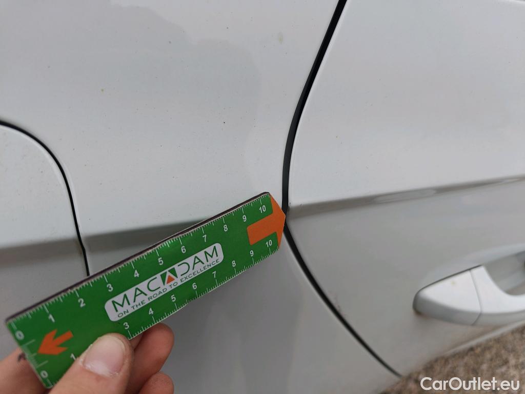  Seat  Leon SEAT León / 2016 / 5P / familiar ST 1.6 TDI 85kW (115CV) S&S Style Ed Nav #53