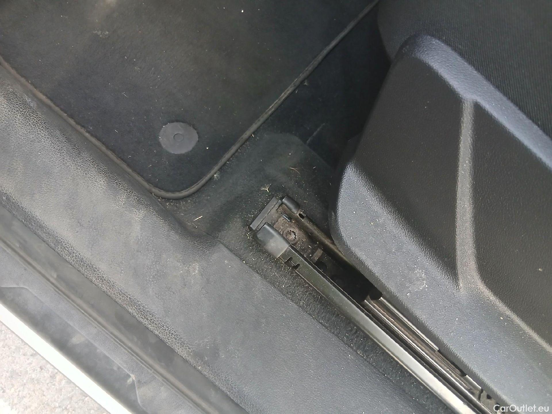  Audi  Q3 AUDI  / 2018 / 5P / todoterreno 40 TDI 140kW (190CV) S tronic Quattro #2