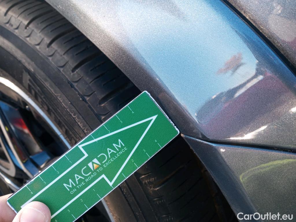  Mercedes  G-Klasee MERCEDES-BENZ GLE / 2018 / 5P / todoterreno GLE 450 4MATIC #54