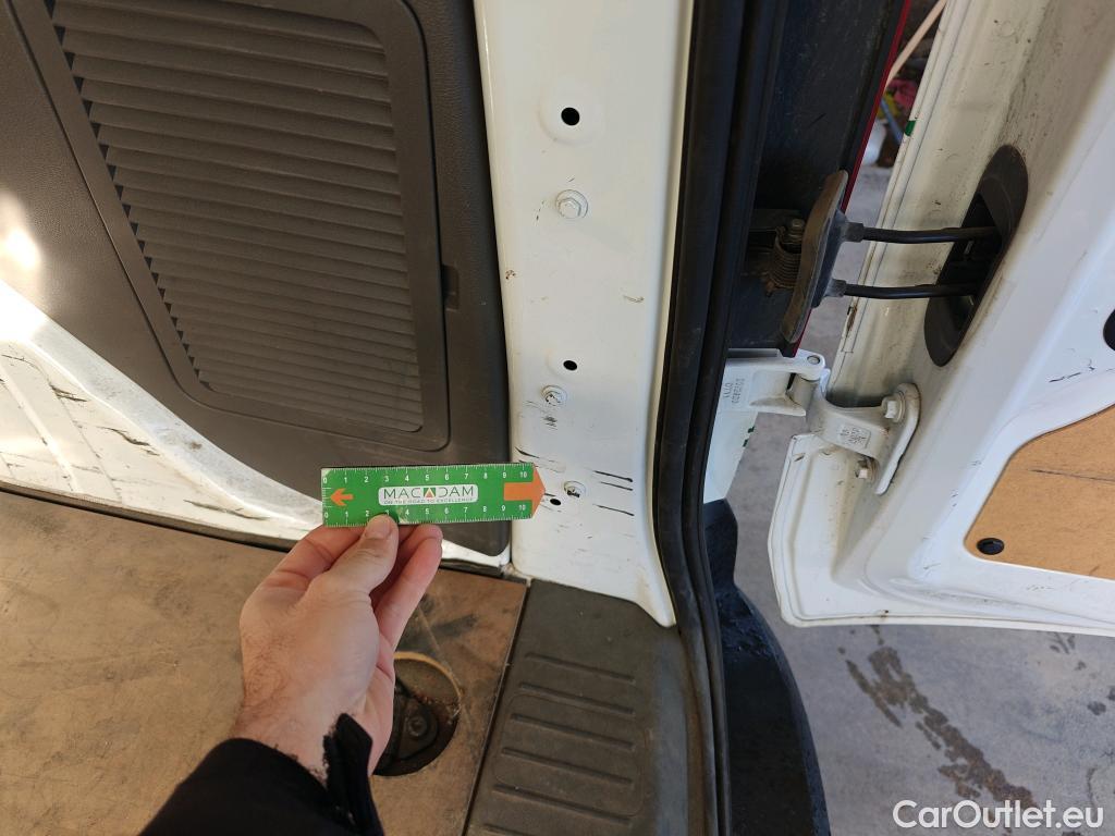  Ford  Transit Connect FORD /2013/4P/furgón Van 1.5 TDCi 74kW Trend 200 L1 Aut #9