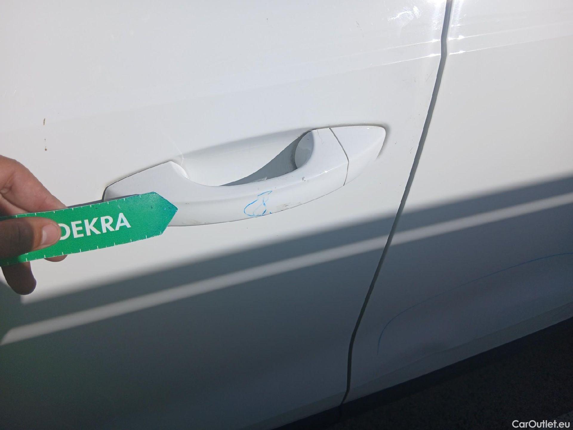  Audi  Q3 AUDI  / 2018 / 5P / todoterreno 40 TDI 140kW (190CV) S tronic Quattro #9