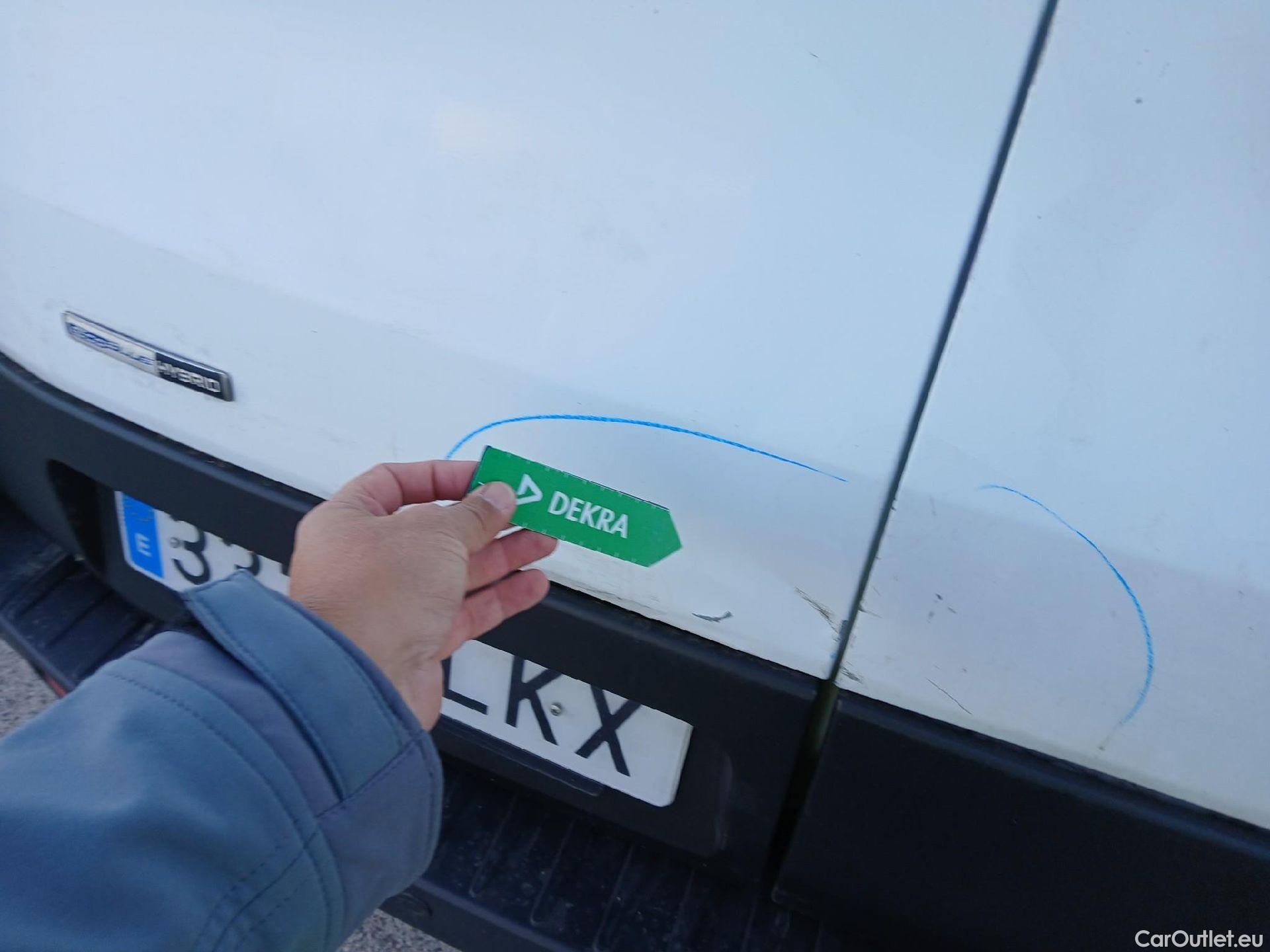  Ford  Transit FORD  / 2013 / 4P / furgón 350 96kW L3H2 Van Trend FWD MHEV #39