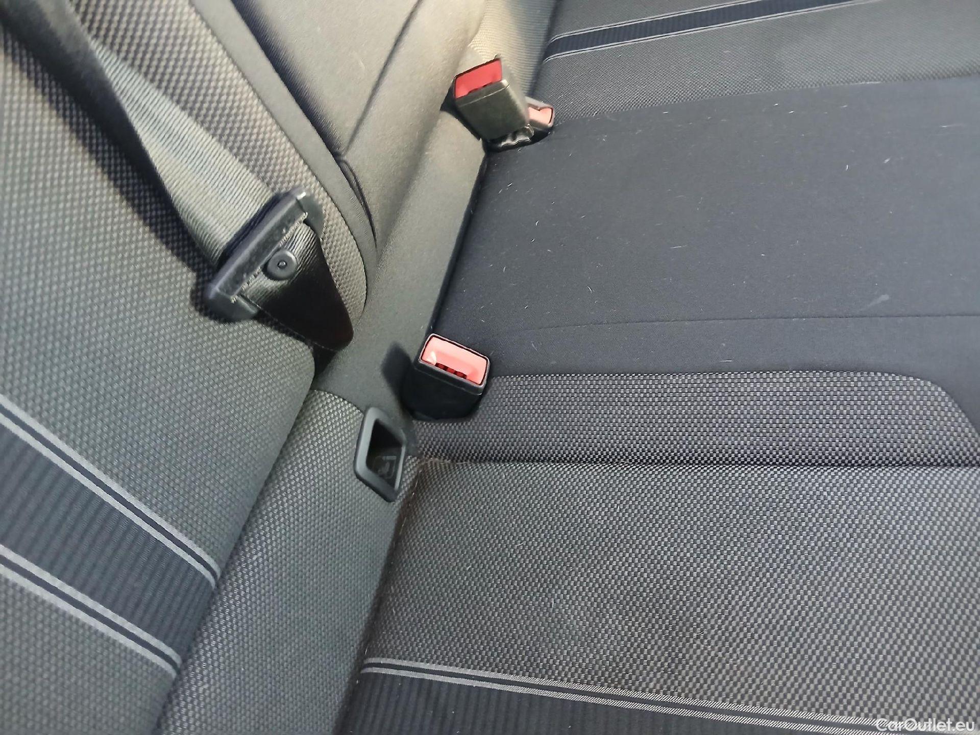  Volkswagen  T-ROC VOLKSWAGEN  / 2017 / 5P / Advance 1.5 TSI 110kW (150CV) DSG #19