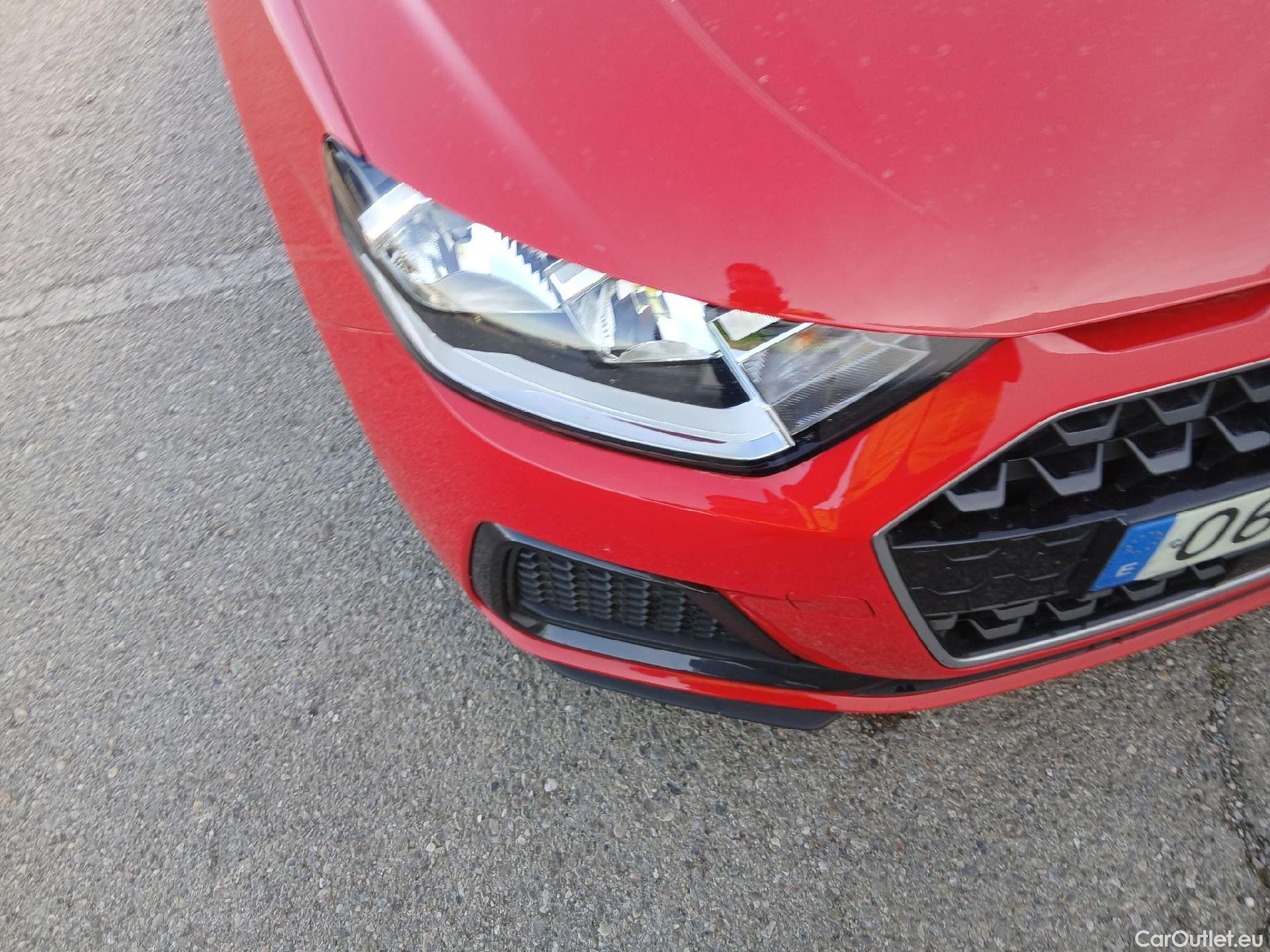  Audi  A1 Sportback AUDI A1 / 2018 / 5P / berlina con portón Sportback Advanced 25 TFSI 70kW (95CV) #1