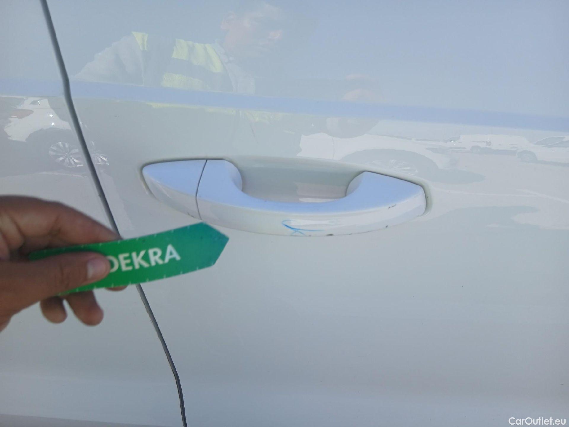  Audi  Q3 AUDI  / 2018 / 5P / todoterreno 40 TDI 140kW (190CV) S tronic Quattro #27