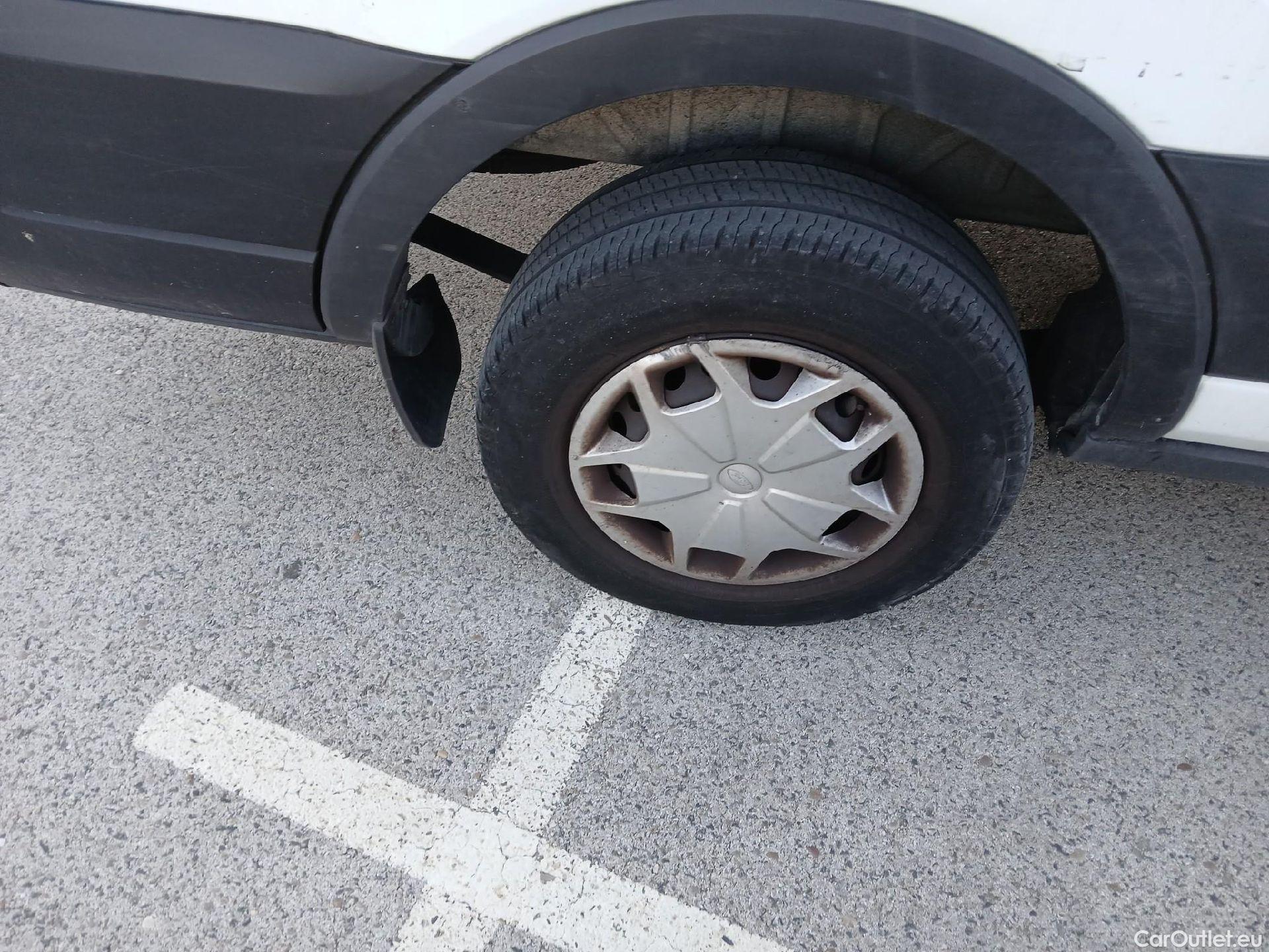  Ford  Transit FORD  / 2013 / 4P / furgón 350 96kW L3H2 Van Trend FWD MHEV #14