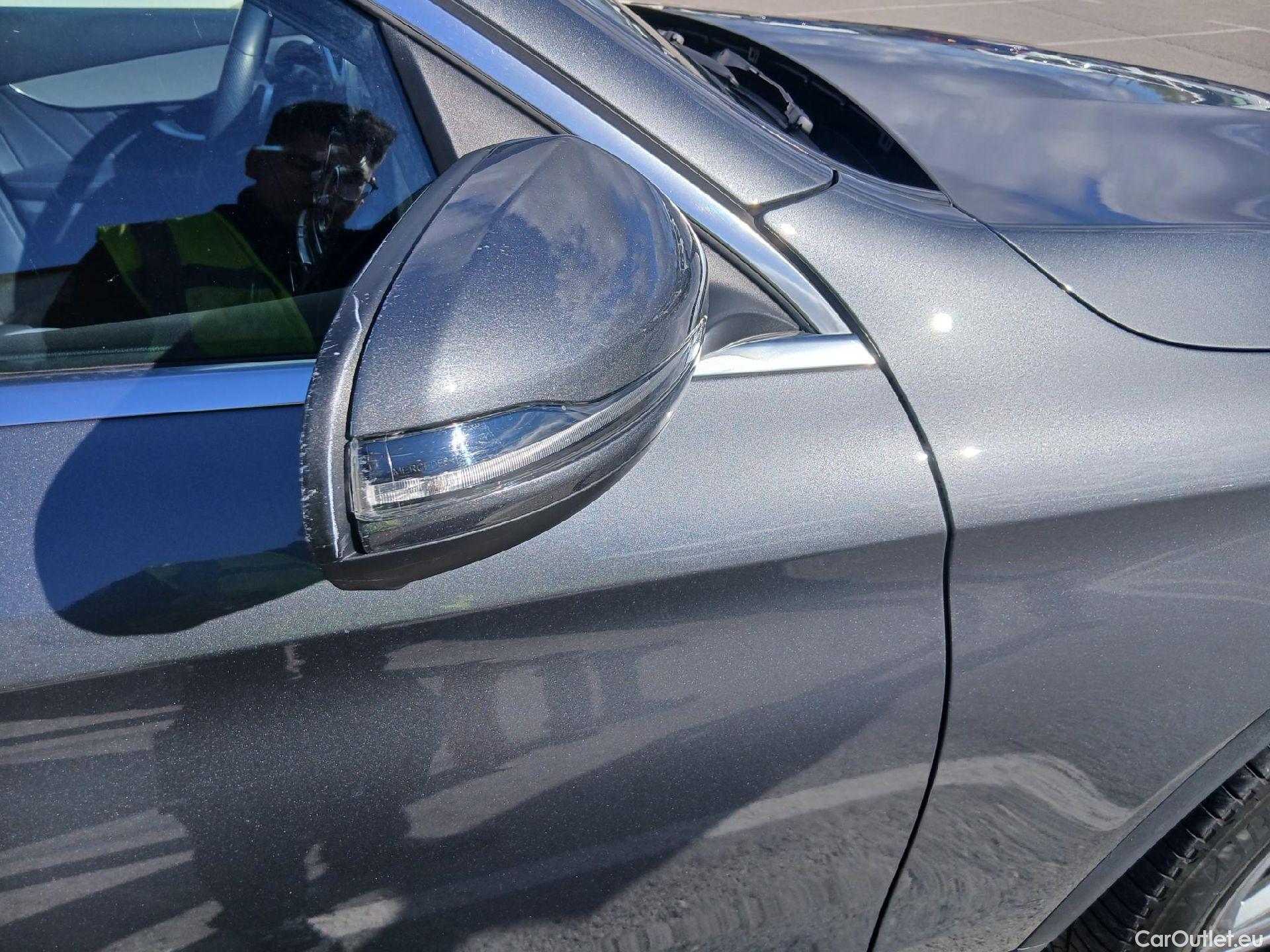  Mercedes  G-Klasee MERCEDES-BENZ Clase GLC / 2019 / 5P / todoterreno GLC 300 de 4MATIC #30