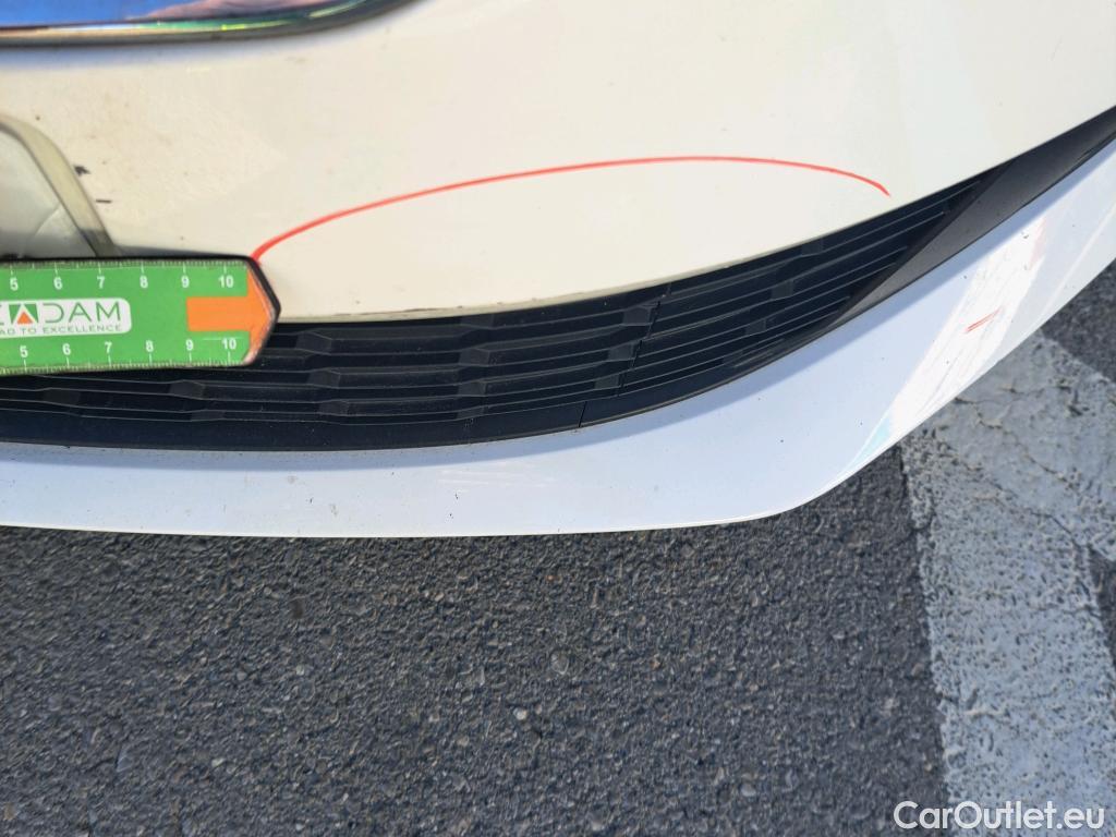  Skoda  Fabia SKODA  / 2018 / 5P / berlina con portón 1.0 TSI 81kW (110cv) Ambition Plus (CX) #19