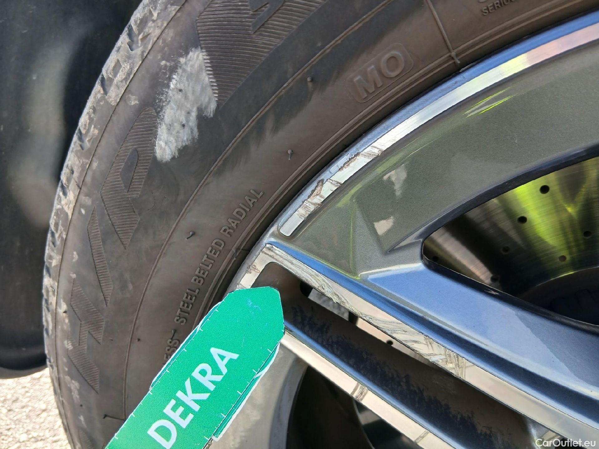  Mercedes  G-Klasee MERCEDES-BENZ Clase GLC / 2019 / 5P / todoterreno GLC 300 de 4MATIC #2