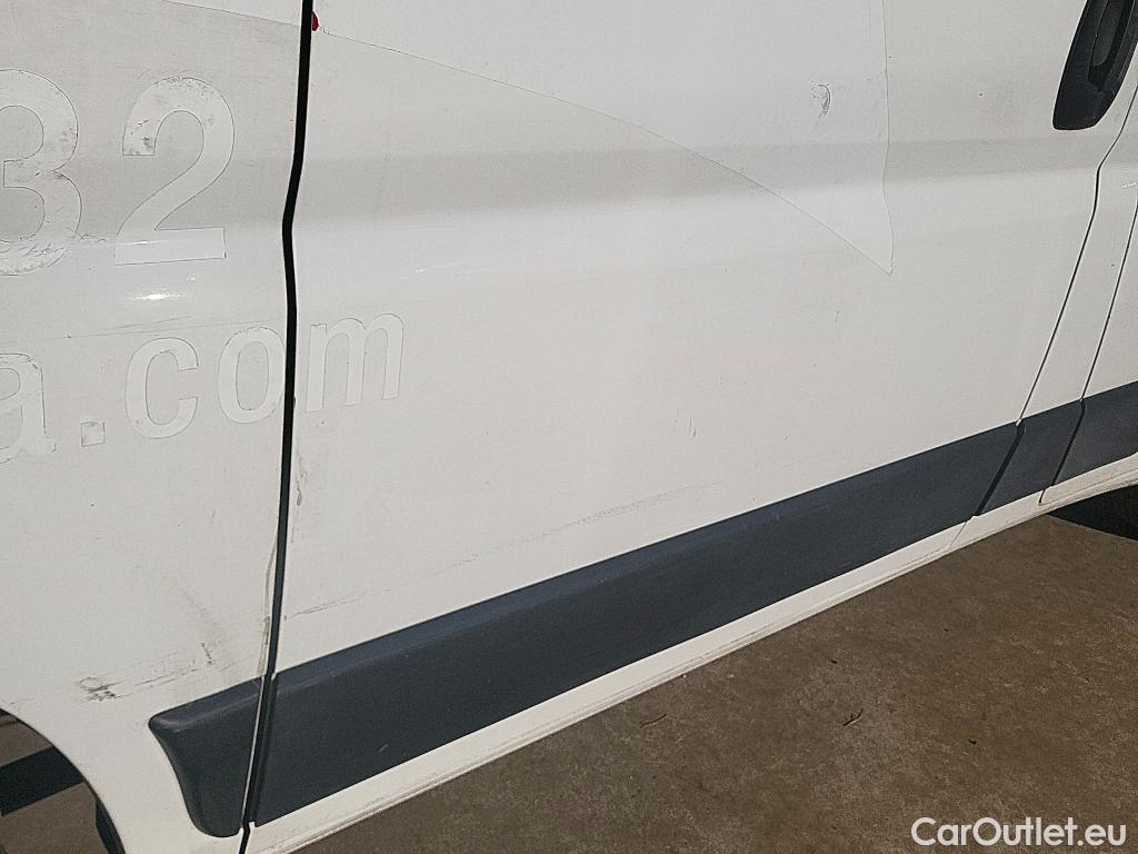  Peugeot  Boxer PEUGEOT  / 2014 / 4P / furgón 330 L1H1 BlueHDi 81KW (110CV) #25