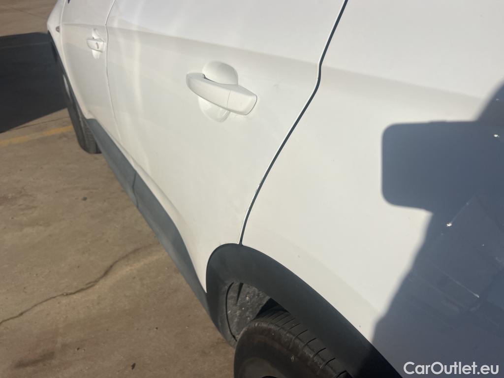  Opel   Grandland X OPEL Grandland / 2021 / 5P / todoterreno 1.5 CDTi Business Edition Auto #5