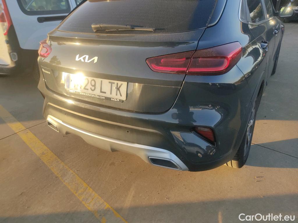  KIA  XCeed KIA  / 2019 / 5P / todoterreno 1.0 T-GDi Drive 88kW (120CV) #24