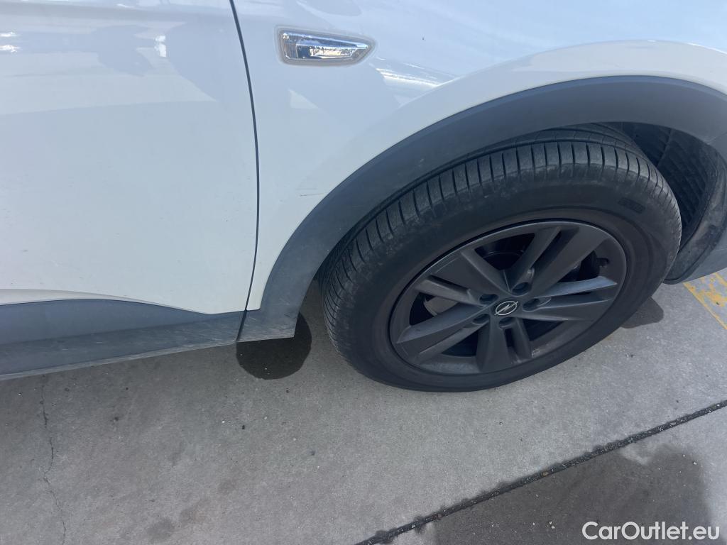  Opel   Grandland X OPEL Grandland / 2021 / 5P / todoterreno 1.5 CDTi Business Edition Auto #16