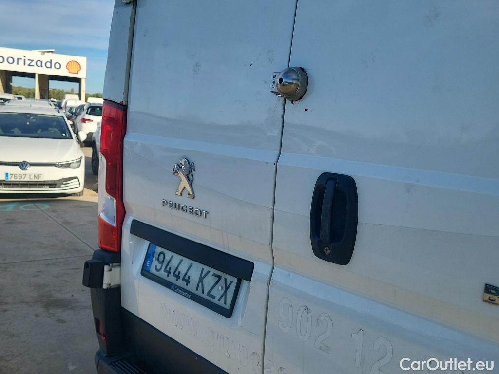  Peugeot  Boxer PEUGEOT  / 2014 / 4P / furgón 330 L1H1 BlueHDi 81KW (110CV) #19