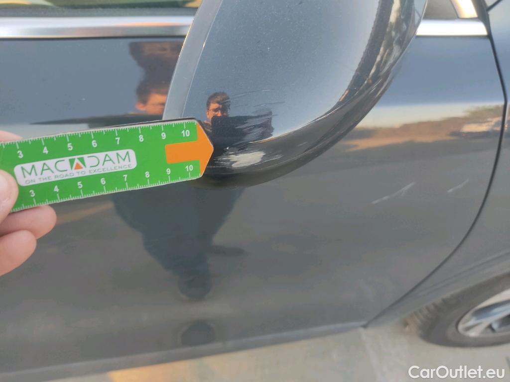  KIA  XCeed KIA  / 2019 / 5P / todoterreno 1.0 T-GDi Drive 88kW (120CV) #30