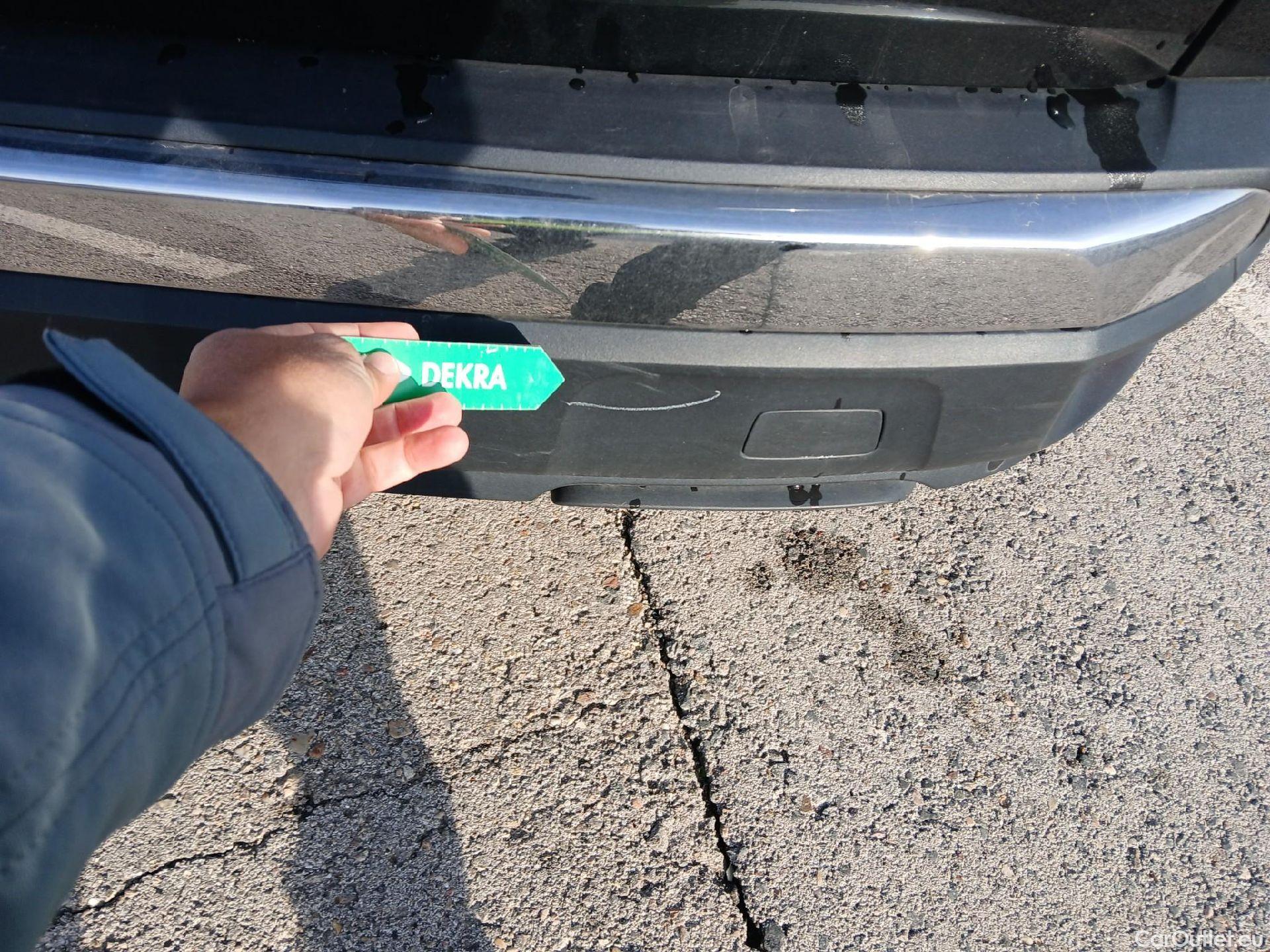  Peugeot  3008 PEUGEOT  / 2020 / 5P / todoterreno 1.5 BlueHDi 96kW S&S Allure Pack EAT8 #11