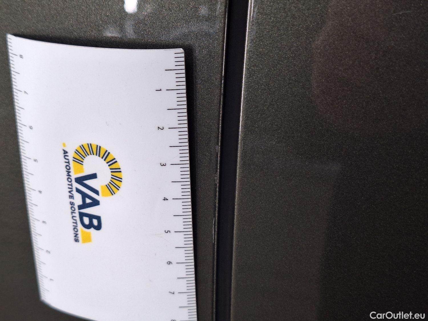  Peugeot  3008 Peugeot,  '16, Peugeot  1.6 PureTech 133kW S&S Auto GT Line 5 #28