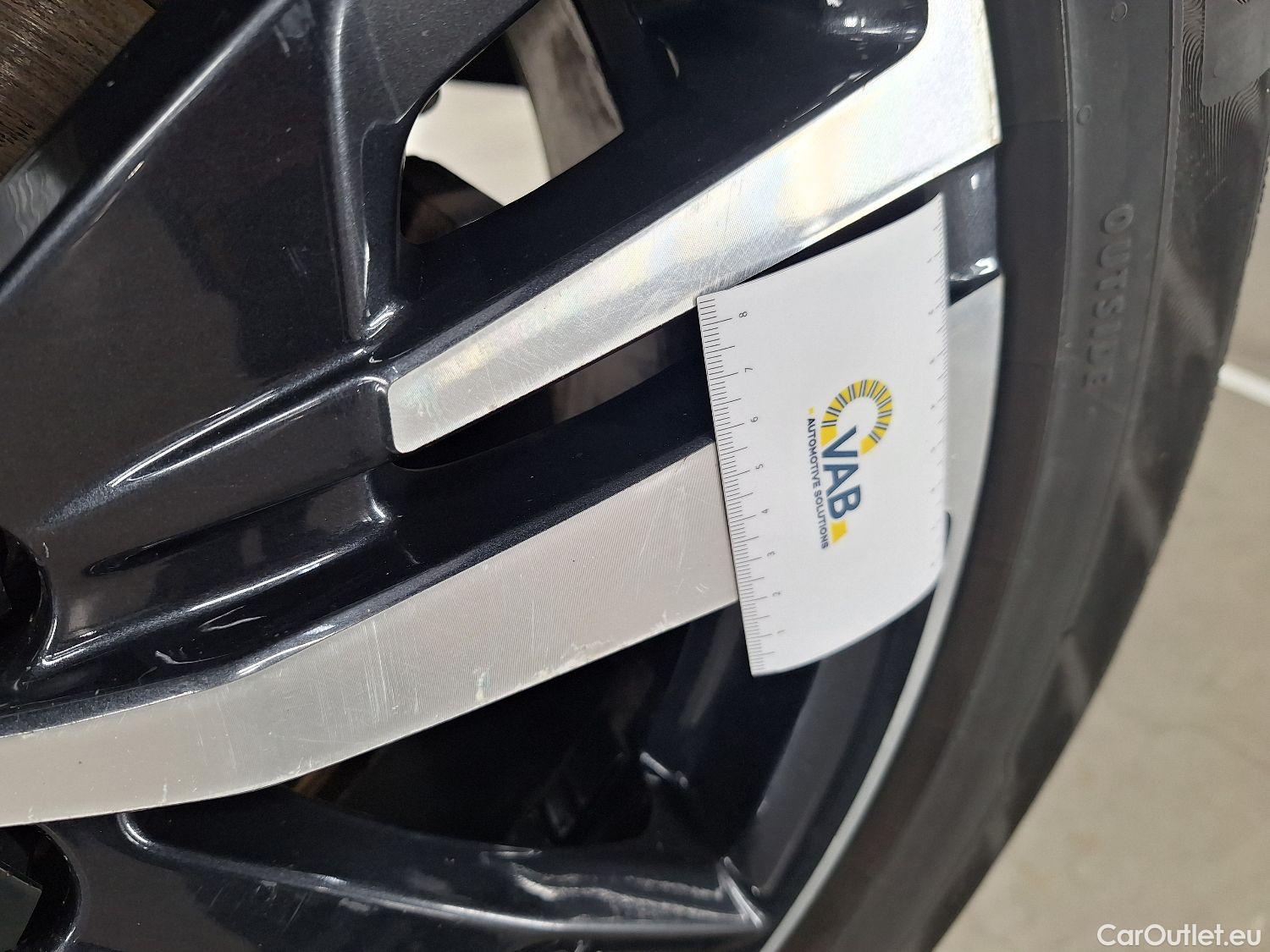  Peugeot  3008 Peugeot,  '16, Peugeot  1.6 PureTech 133kW S&S Auto GT Line 5 #22