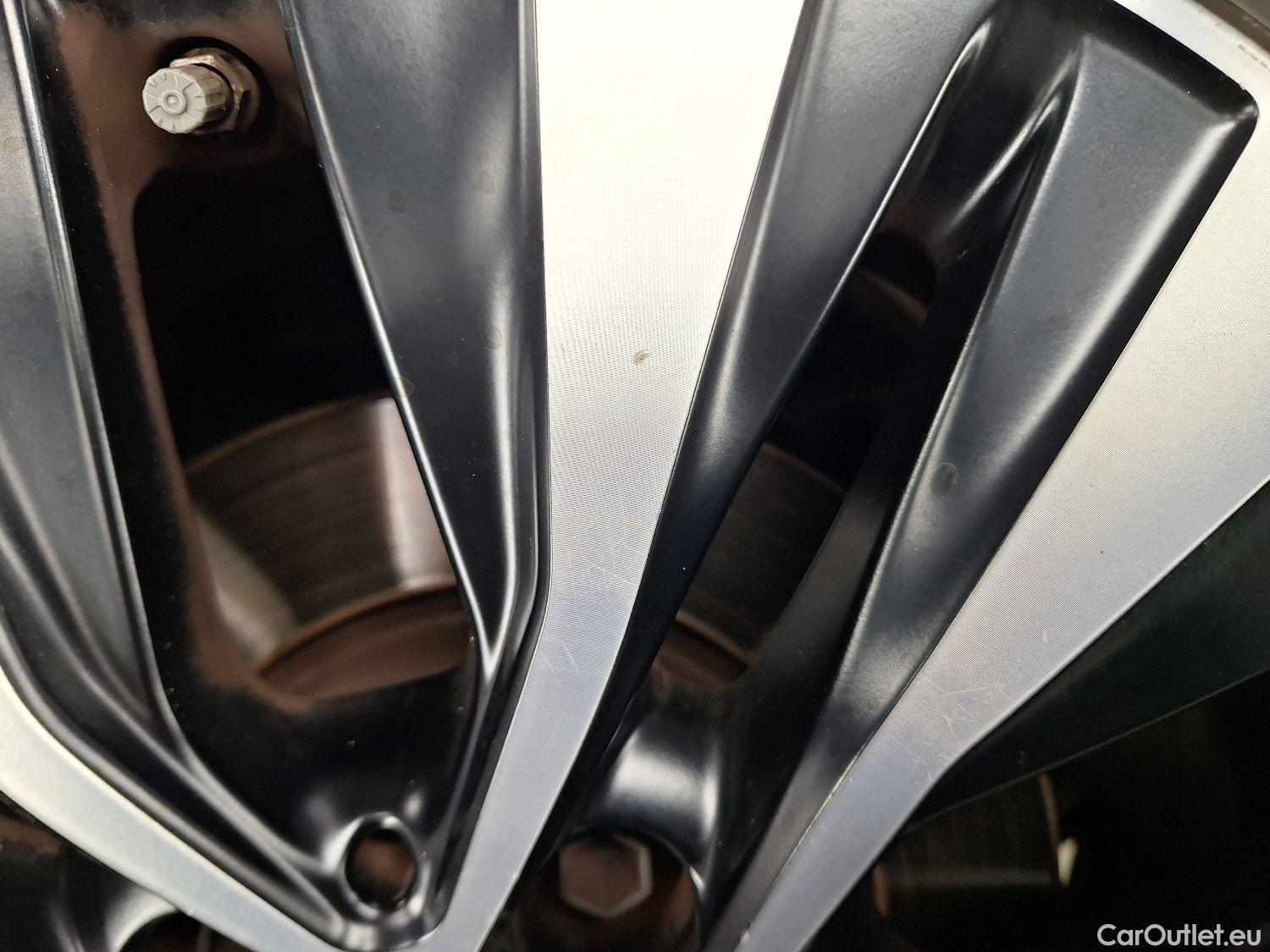  Mercedes  A-Klasse Mercedes, A-Class Berline '18, Mercedes-Benz  Limousine A 200d Business S #12