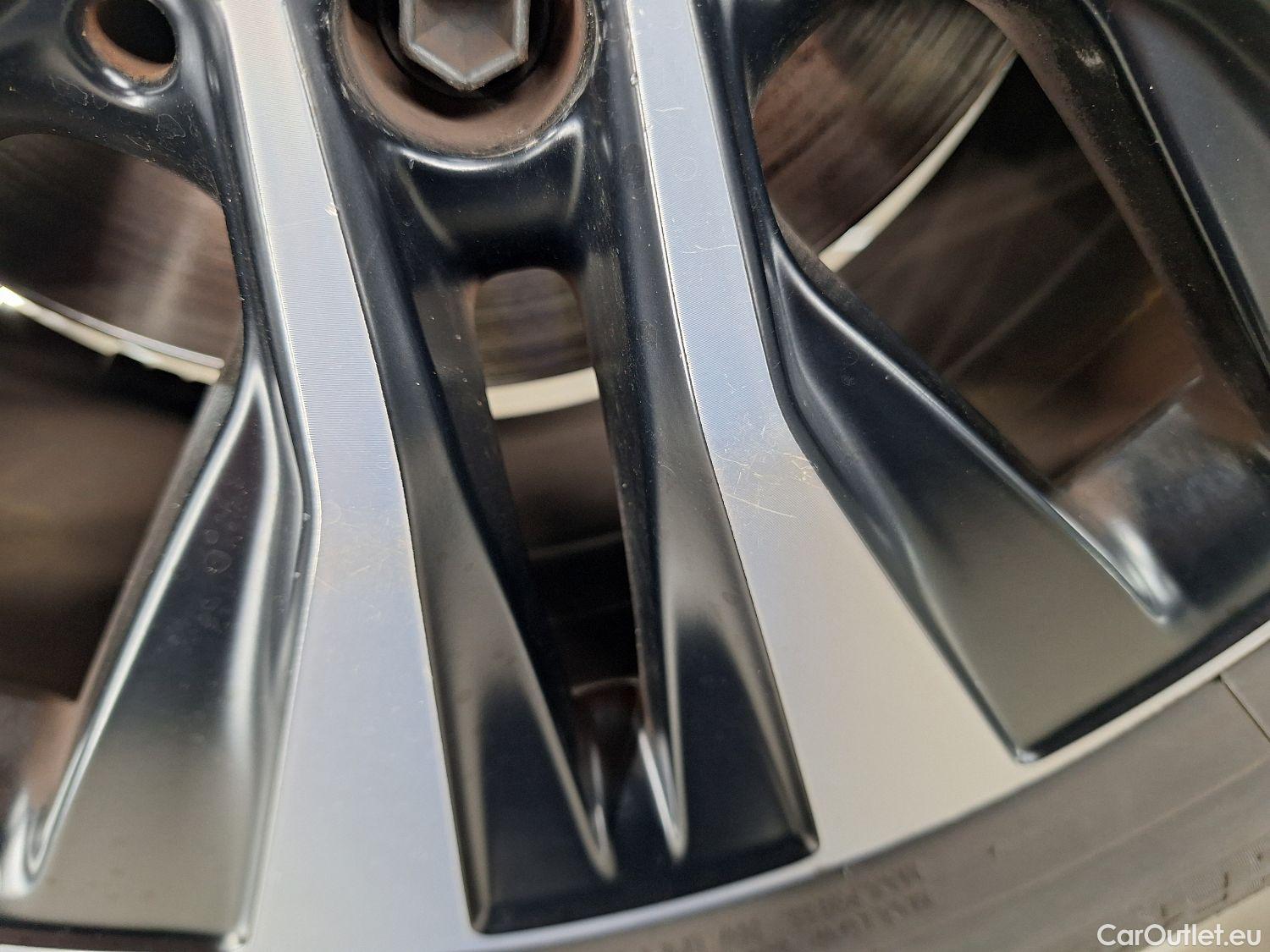  Mercedes  A-Klasse Mercedes, A-Class Berline '18, Mercedes-Benz  Limousine A 200d Business S #10