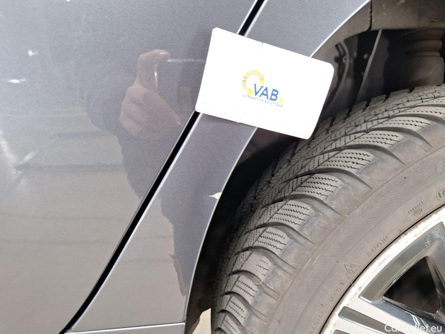  Bmw  Serie 3 BMW, 3-serie '18, BMW 3 Reeks Berline 318iA (115 kW) 4d #25