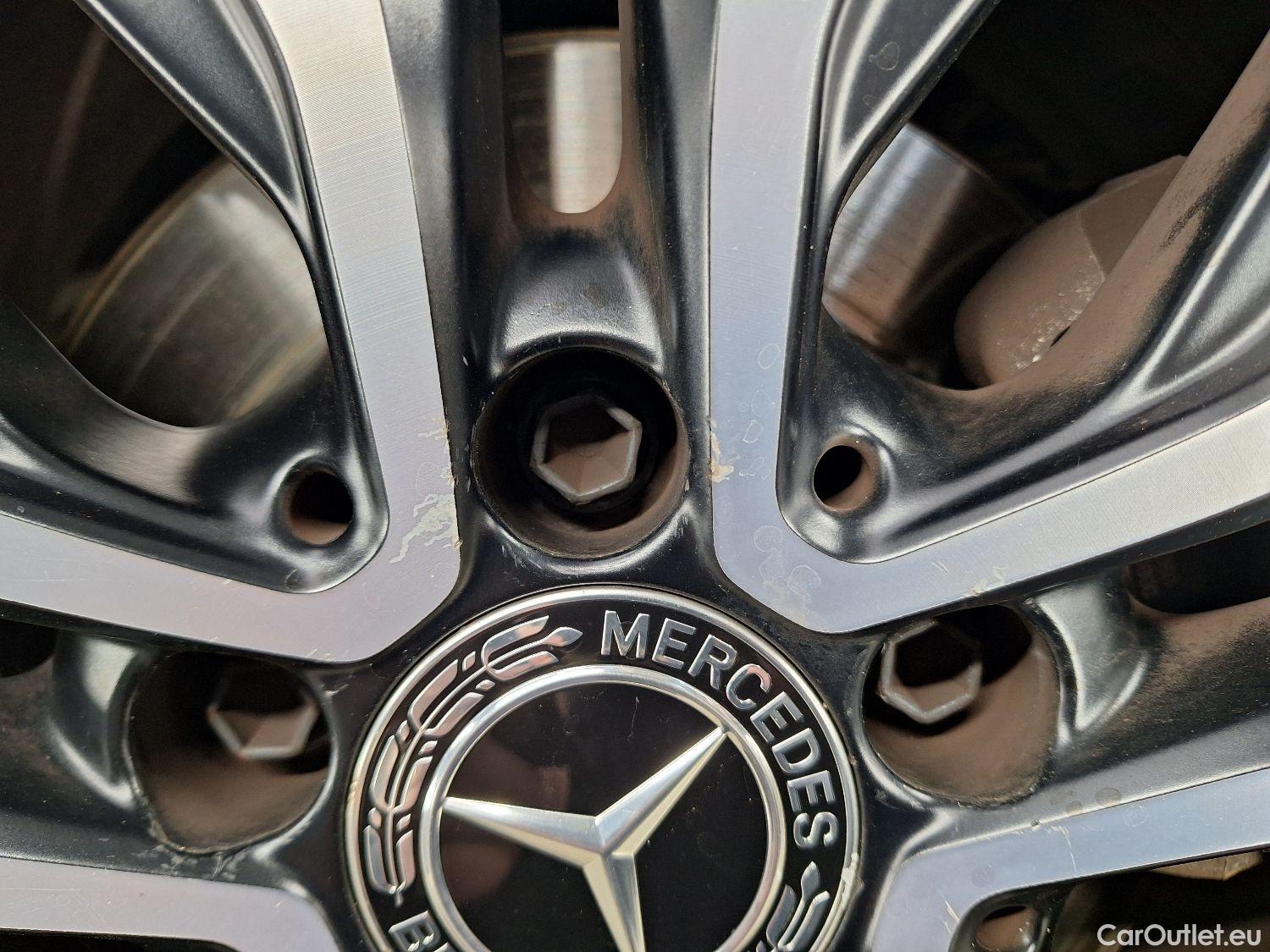  Mercedes  A-Klasse Mercedes, A-Class Berline '18, Mercedes-Benz  Limousine A 200d Business S #3