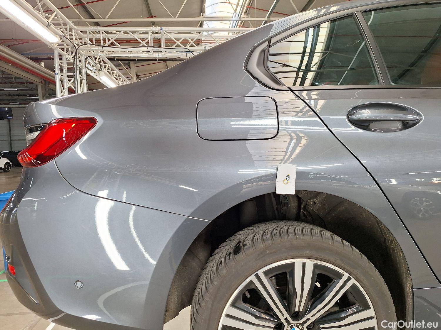  Bmw  Serie 3 BMW, 3-serie '18, BMW 3 Reeks Berline 318iA (115 kW) 4d #19