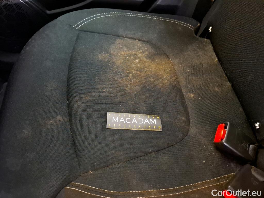  Renault  Captur RENAULT  5p Crossover Business dCi 90 - 18 #53