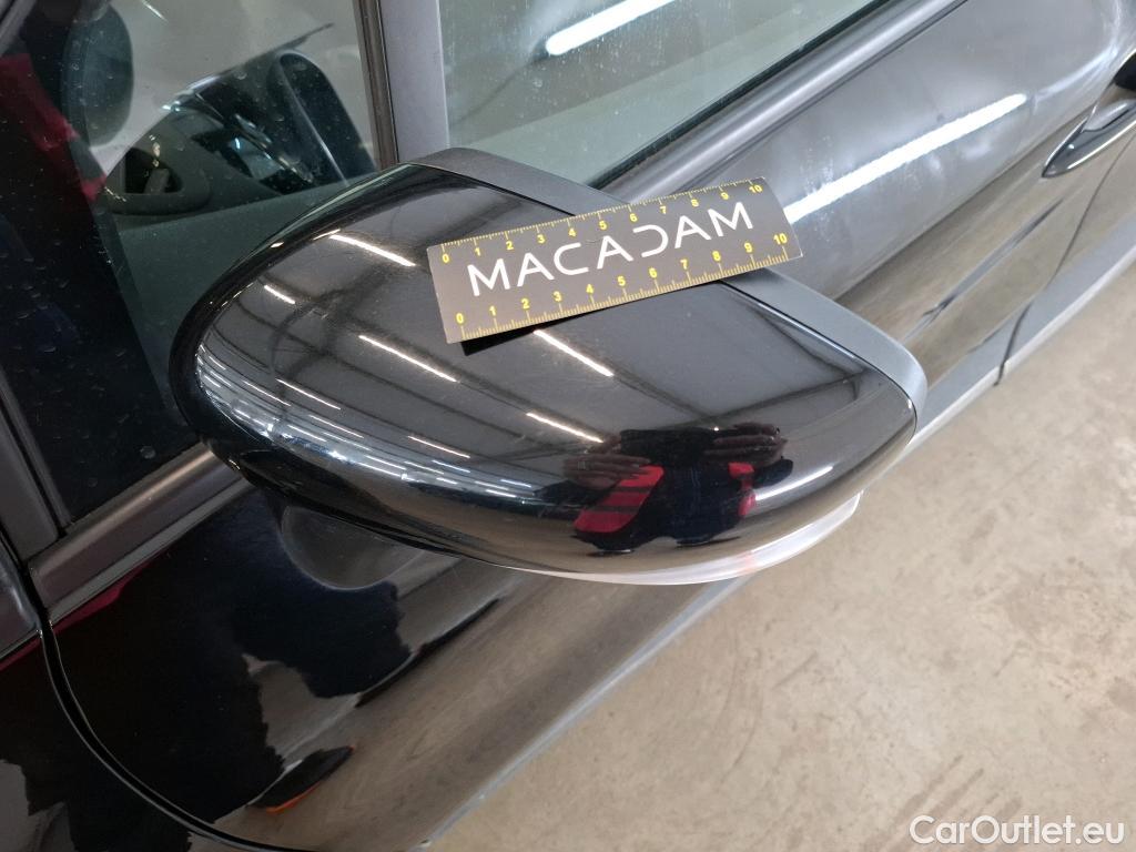  Renault  Captur RENAULT  5p Crossover Business dCi 90 - 18 #64