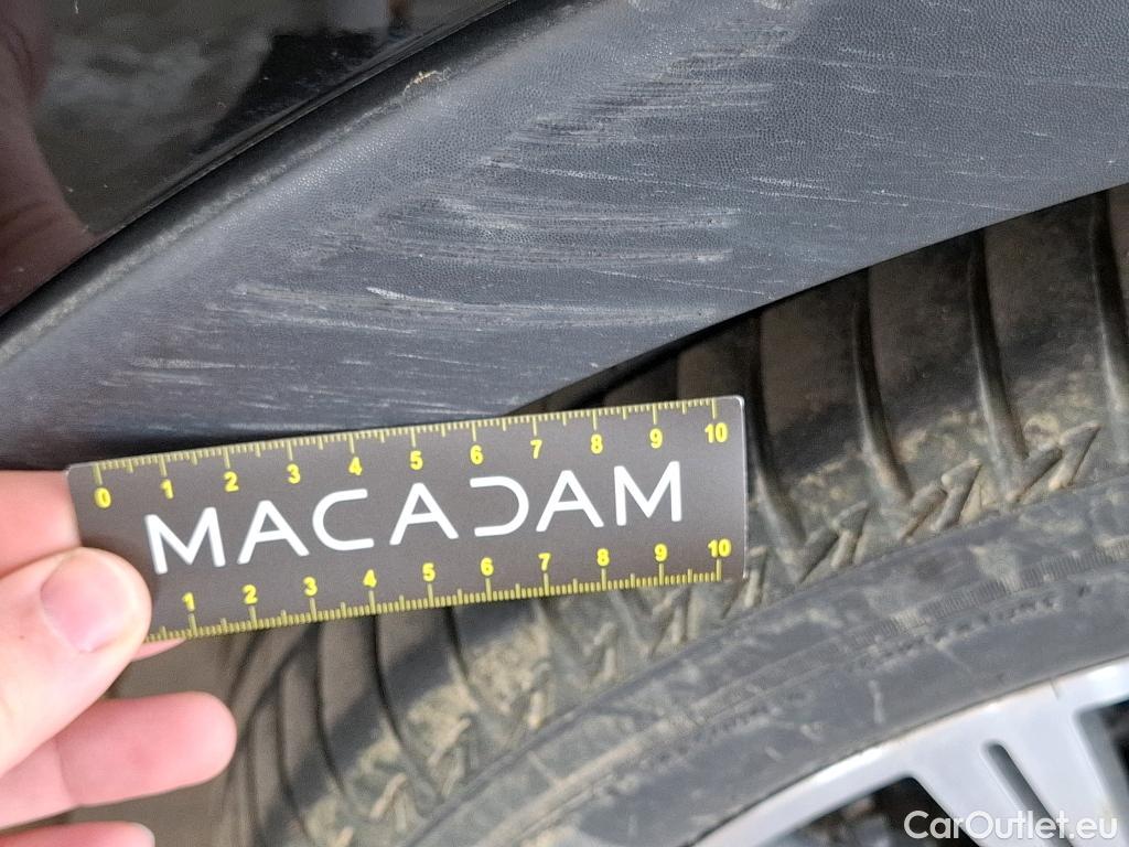  Renault  Captur RENAULT  5p Crossover Business dCi 90 - 18 #71