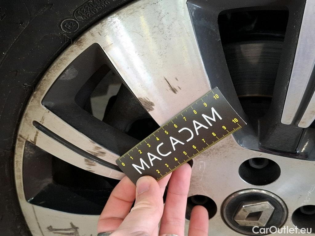  Renault  Captur RENAULT  5p Crossover Business dCi 90 - 18 #40