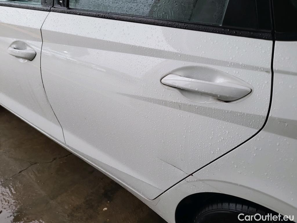  Hyundai  i20 HYUNDAI  / 2020 / 5P / berlina con portón 1.0 TGDI 74kW (100CV) 48V Essence #11