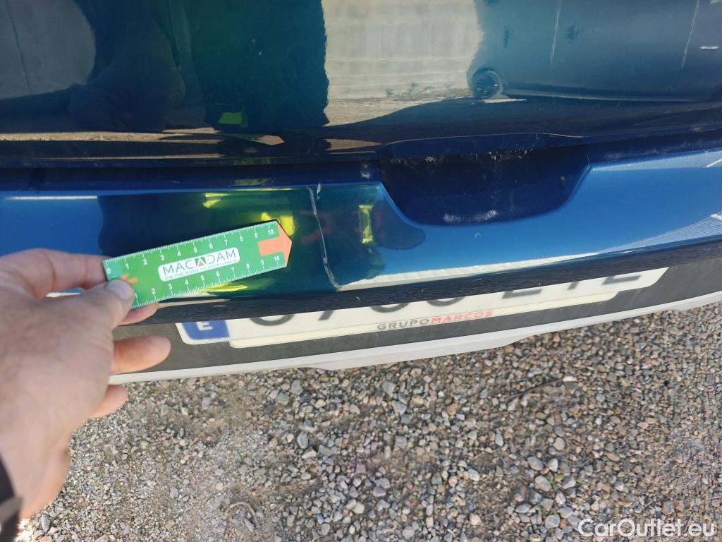  KIA  Niro KIA  / 2019 / 5P / crossover 1.6 GDi HEV 104kW (141CV) Drive #16