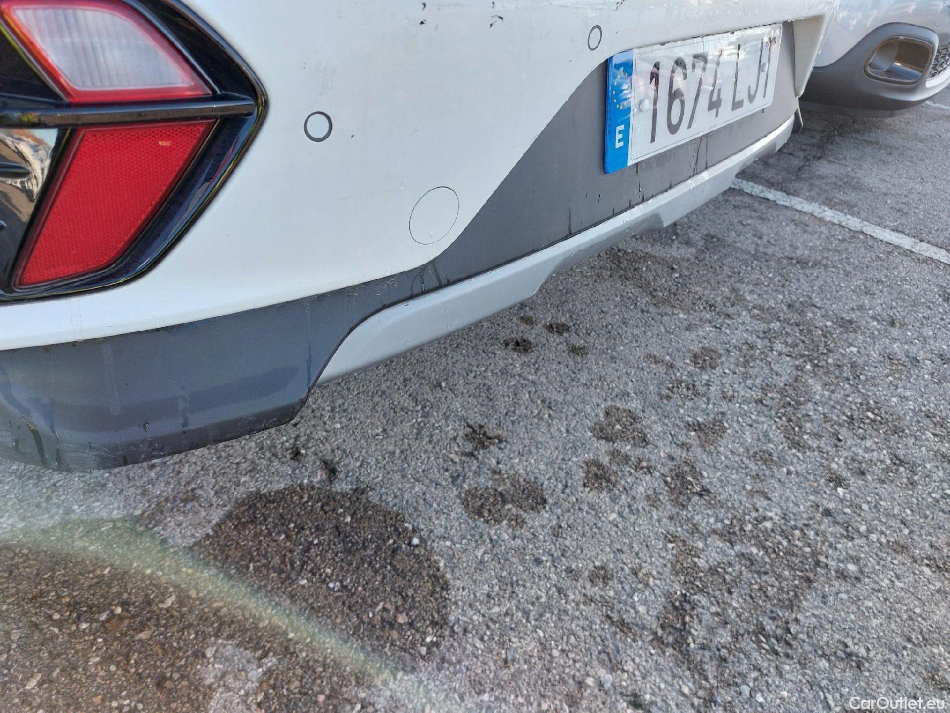  KIA  Niro KIA  / 2019 / 5P / crossover 1.6 GDi HEV 104kW (141CV) Drive #29