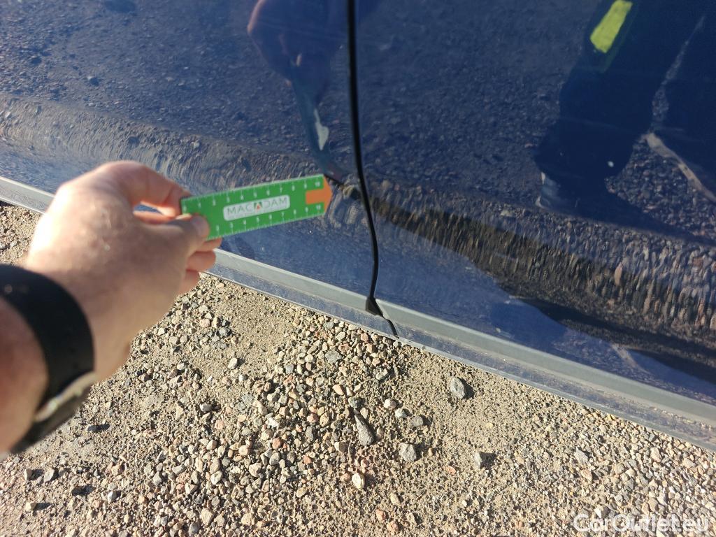  KIA  Niro KIA  / 2019 / 5P / crossover 1.6 GDi HEV 104kW (141CV) Drive #3