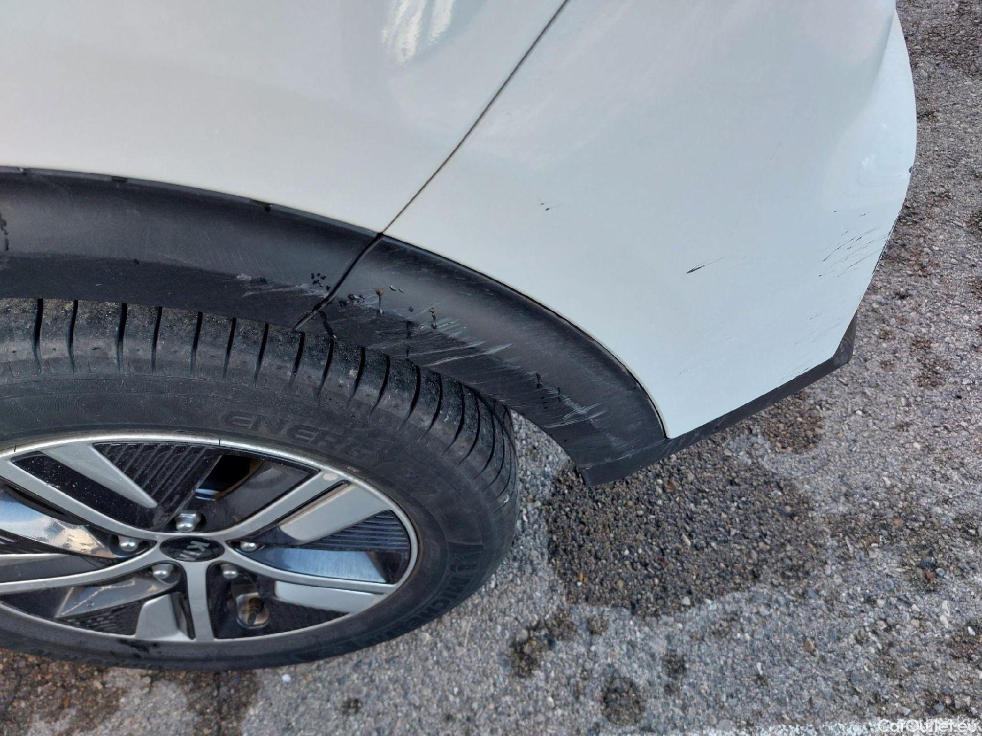  KIA  Niro KIA  / 2019 / 5P / crossover 1.6 GDi HEV 104kW (141CV) Drive #26