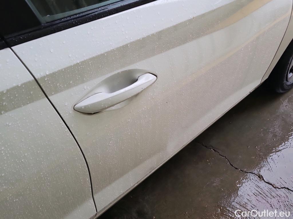  Hyundai  i20 HYUNDAI  / 2020 / 5P / berlina con portón 1.0 TGDI 74kW (100CV) 48V Essence #9