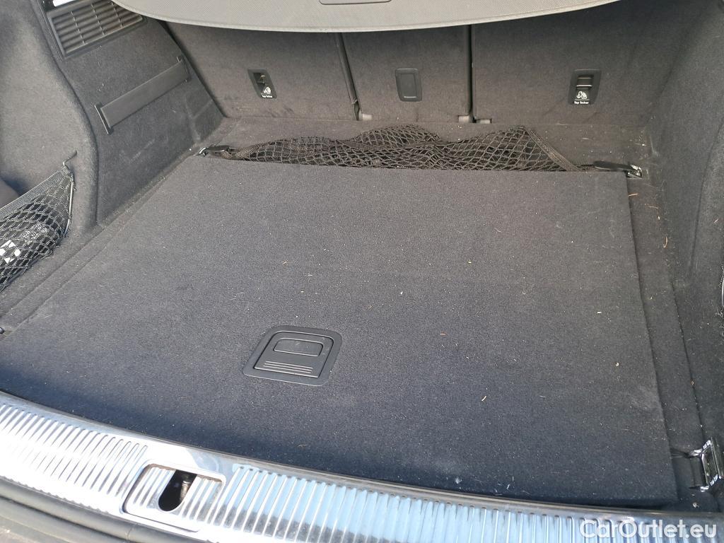  Audi  Q5 AUDI  SPORTBACK / 2020 / 5P / todoterreno Black line 40 TDI 150kW quattro-ultra #18