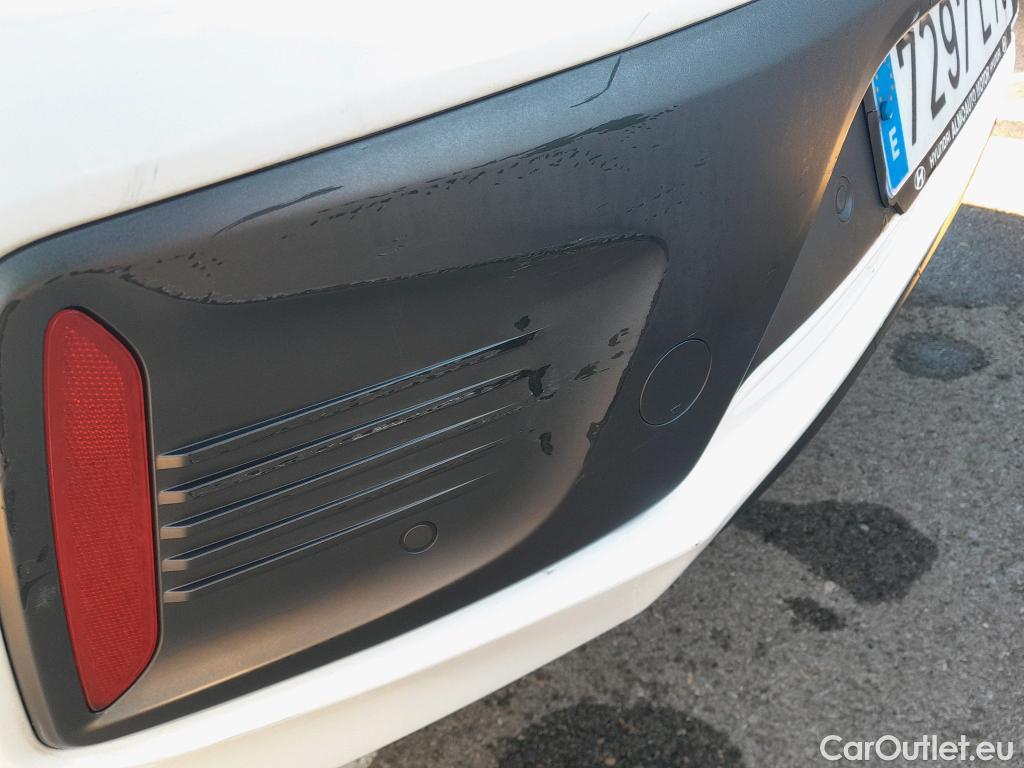  Hyundai   Ioniq HYUNDAI / 2019 / 5P / berlina con portón 1.6 GDI HEV Klass DCT #18