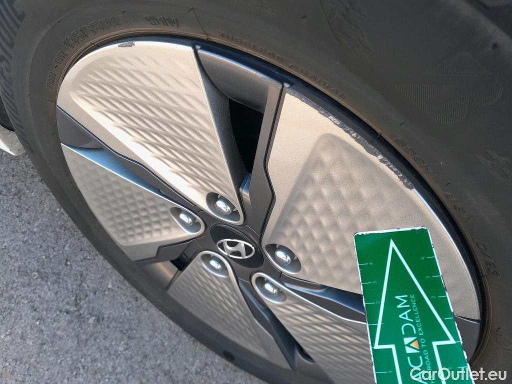  Hyundai   Ioniq HYUNDAI / 2019 / 5P / berlina con portón 1.6 GDI HEV Klass DCT #11